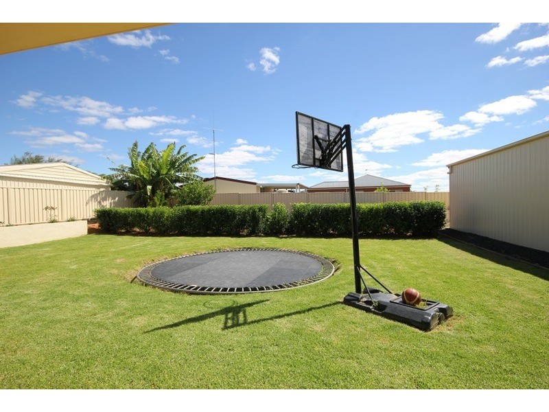 9 Summer  Drive, Buronga NSW 2739