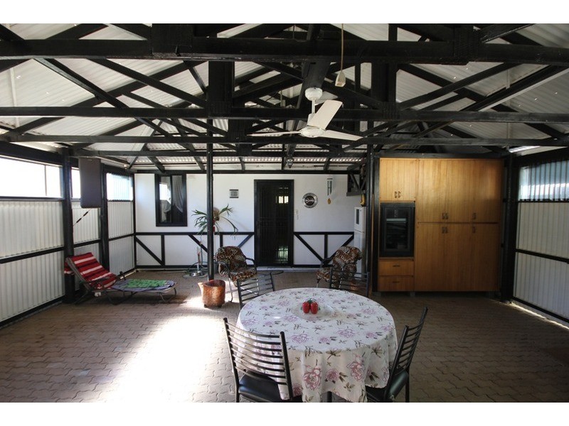 69 Douglas Avenue, Mildura VIC 3500