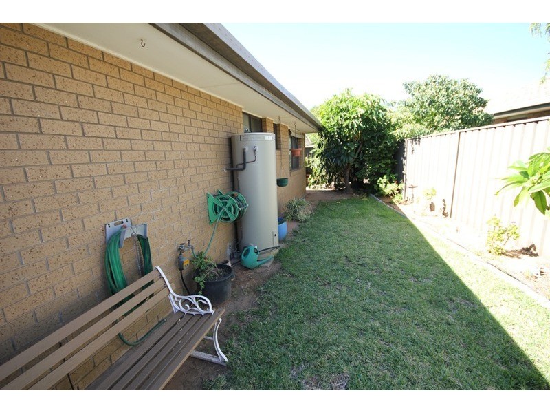 2/42 The Boulevard, Mildura VIC 3500