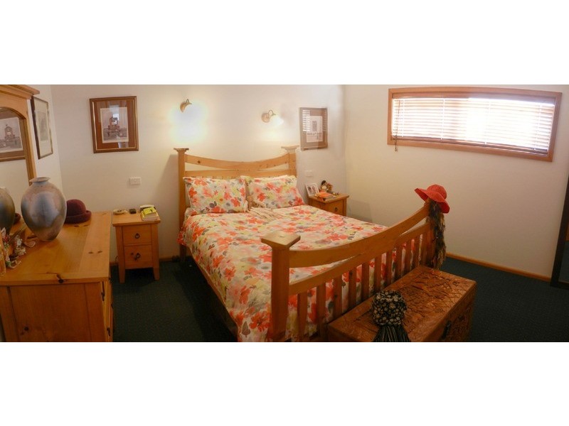 16 Olive Avenue, Mildura VIC 3500