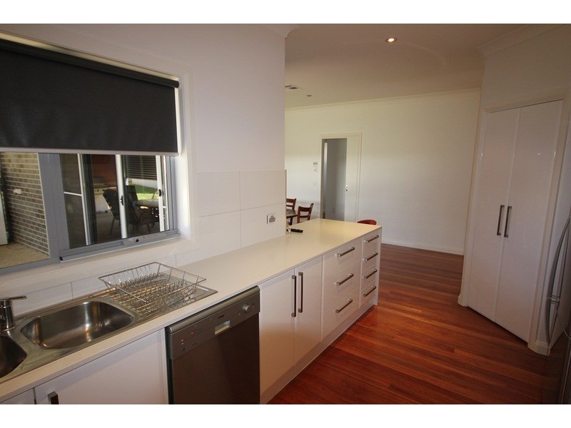 12 Nicholas Avenue, Mildura VIC 3500