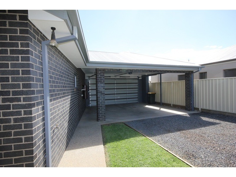 12 Nicholas Avenue, Mildura VIC 3500