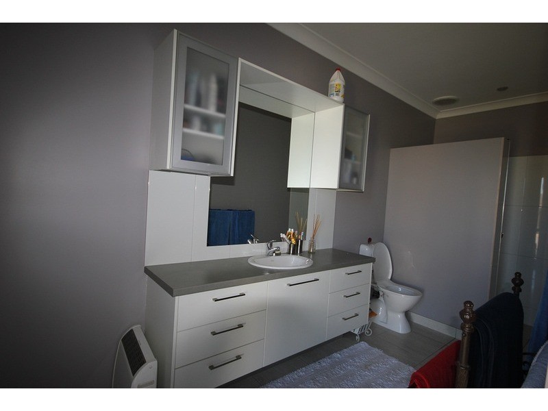 13 Bakogiannis  Court, Mildura VIC 3500