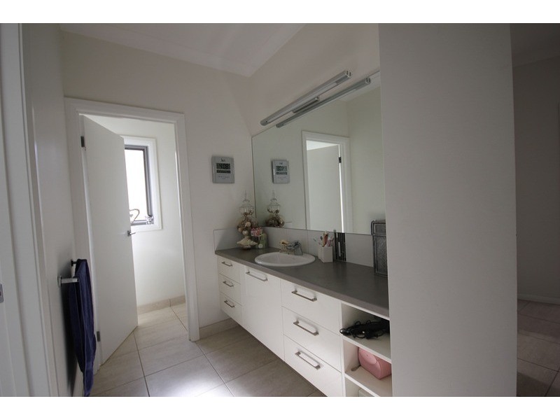 13 Bakogiannis  Court, Mildura VIC 3500