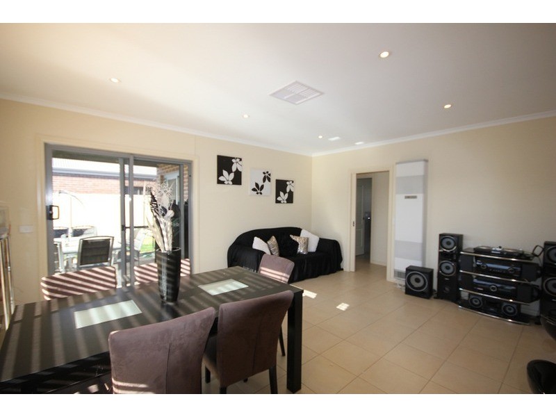 5 Dune  Drive, Mildura VIC 3500