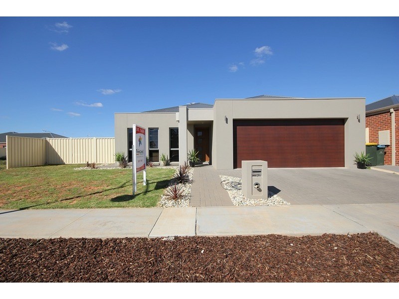 5 Dune  Drive, Mildura VIC 3500