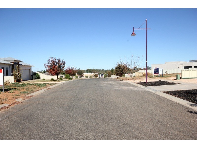 10 Casuarina Way, Buronga NSW 2739