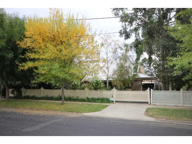 11 Toorak  Avenue, Mildura VIC 3500