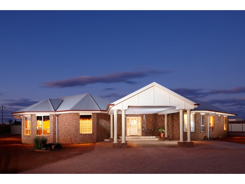 10 Seymours Road, Red Cliffs VIC 3496