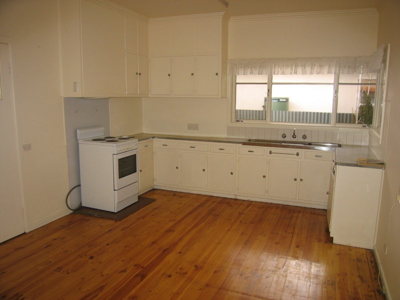 7 Jude Avenue, Mildura West VIC 3500