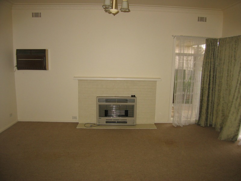 7 Jude Avenue, Mildura West VIC 3500