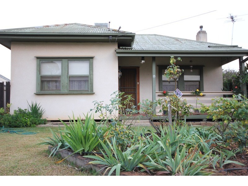 13 Dawn Avenue, Mildura VIC 3500