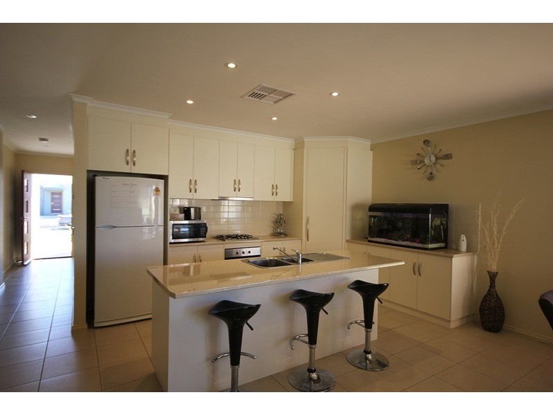 5 Dune Drive, Mildura VIC 3500