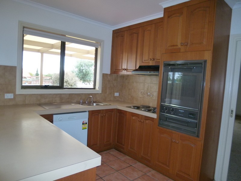 6 Smith Close, Mildura VIC 3500