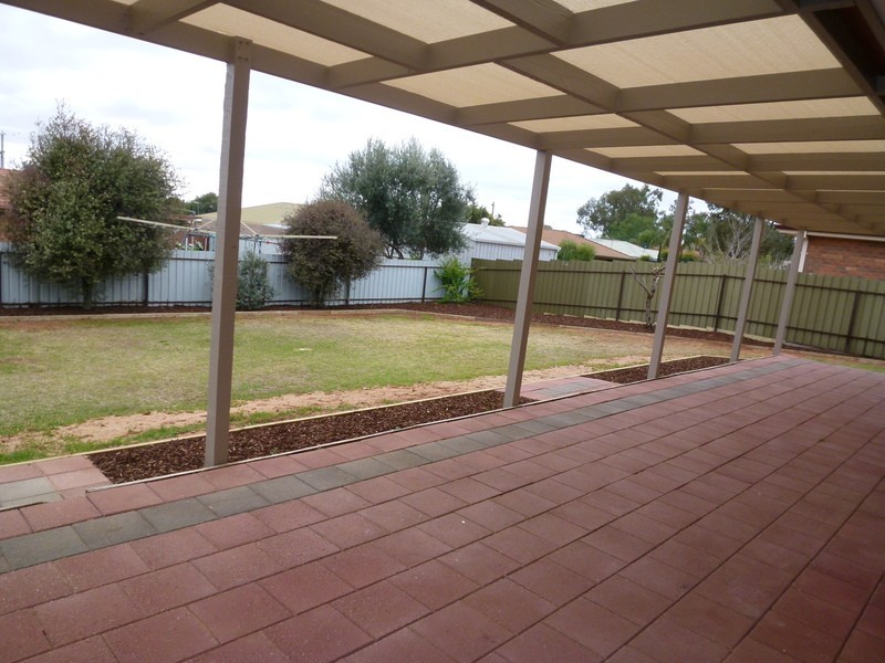 6 Smith Close, Mildura VIC 3500