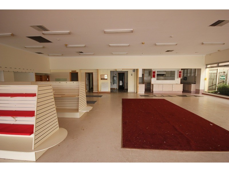 31-33 Deakin Avenue, Mildura VIC 3500