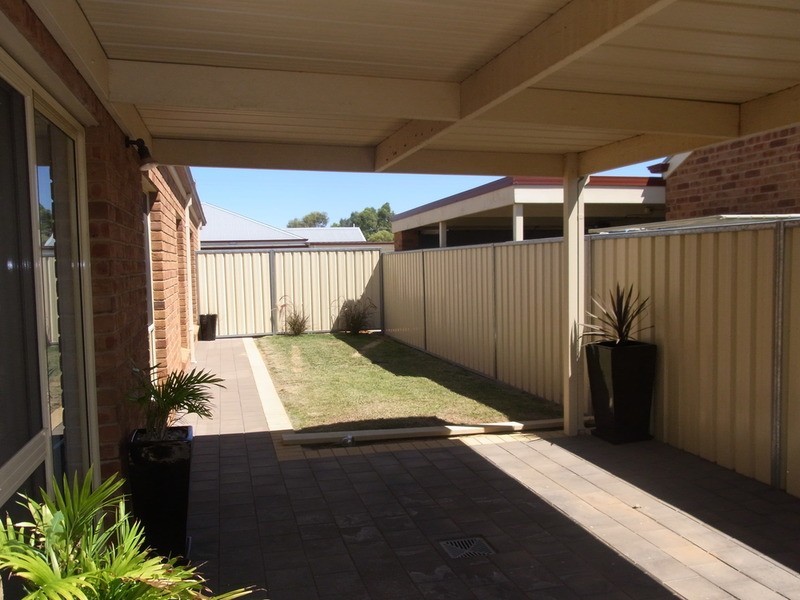 3/3 Hoyts  Drive, Mildura VIC 3500