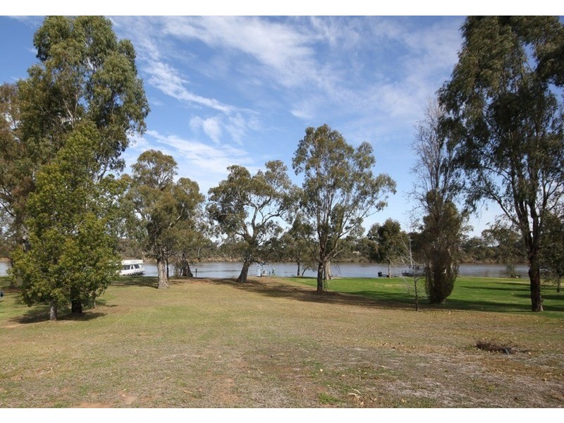61 Carramar Drive, Gol Gol NSW 2738