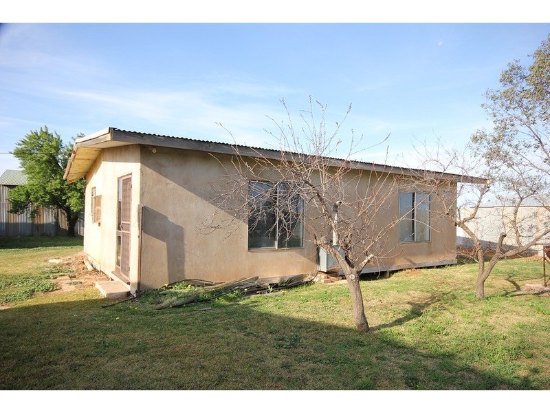 596 Irymple  Avenue, Irymple VIC 3498