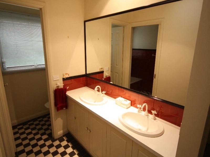 11 Karinya  Drive, Mildura VIC 3500