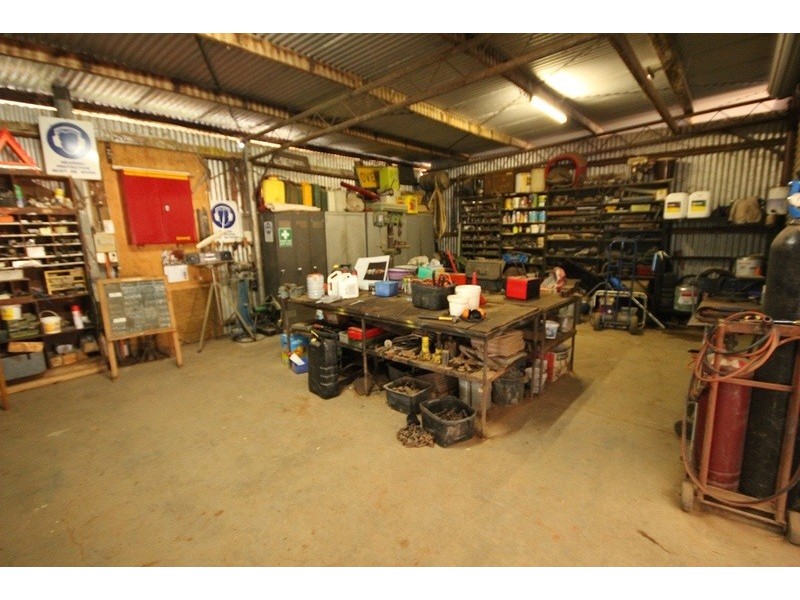 Linden Grove, Alkira Road, Yelta VIC 3505