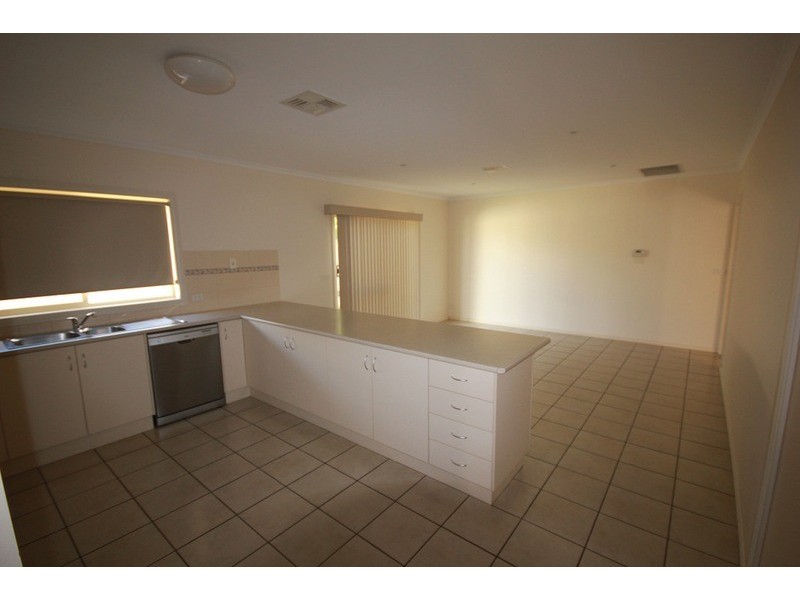 16 Belle Gardens Drive, Mildura VIC 3500