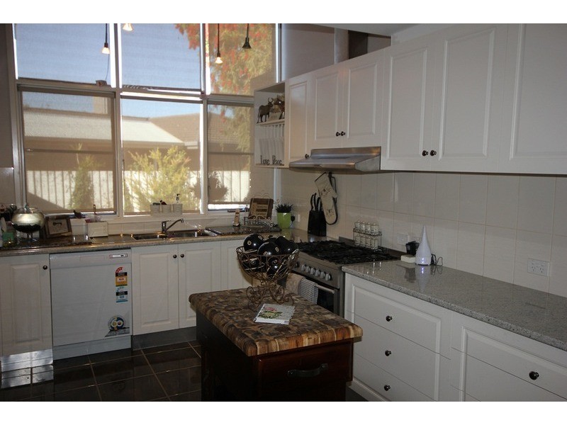 4 Acacia Court, Mildura VIC 3500