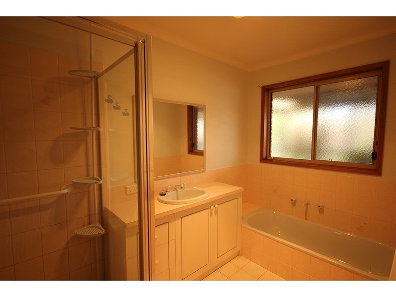 4 Rodney  Court, Mildura VIC 3500