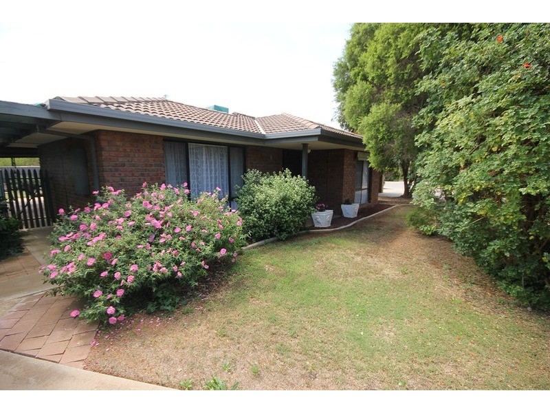 25 Batey  Crescent, Mildura VIC 3500