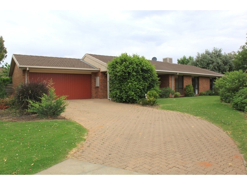 13 Dylan Court, Mildura VIC 3500