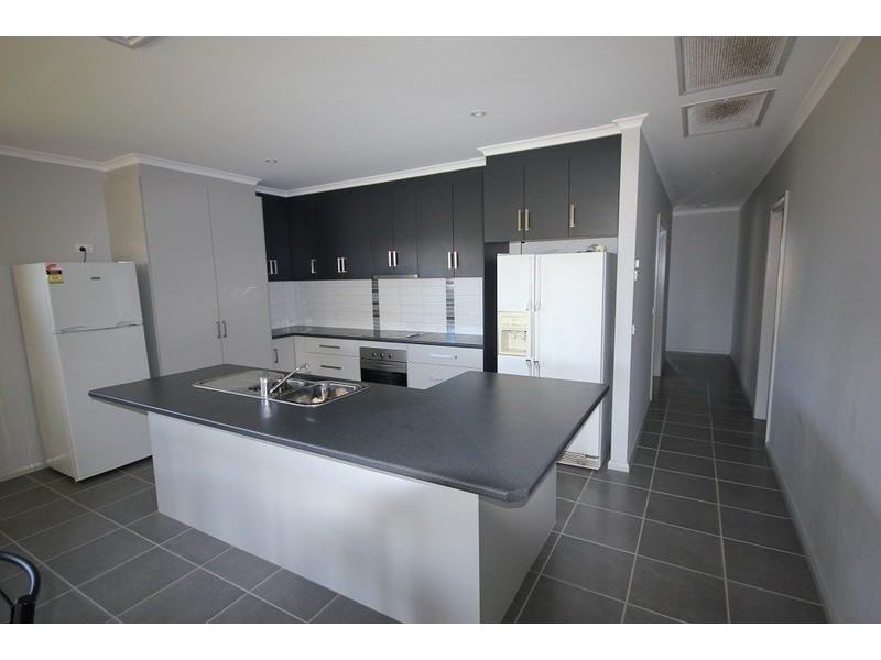 12 Dune  Drive, Mildura VIC 3500