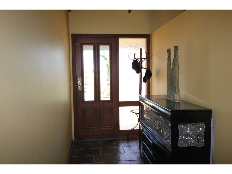 18 Laurel  Avenue, Nichols Point VIC 3501