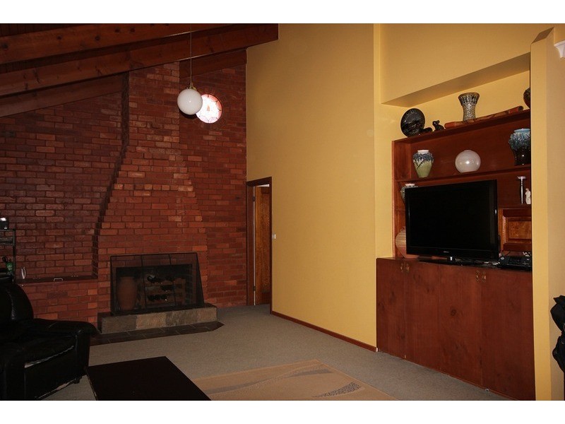 18 Laurel  Avenue, Nichols Point VIC 3501