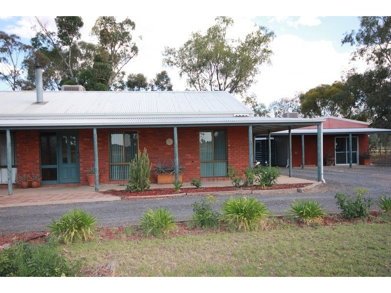 18 Laurel  Avenue, Nichols Point VIC 3501