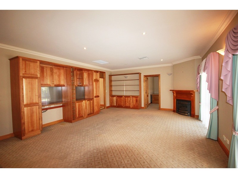 921 Cureton  Avenue, Irymple VIC 3498