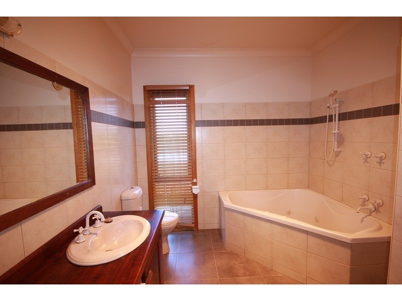 921 Cureton  Avenue, Irymple VIC 3498