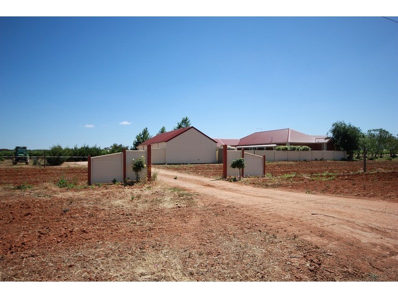 921 Cureton  Avenue, Irymple VIC 3498