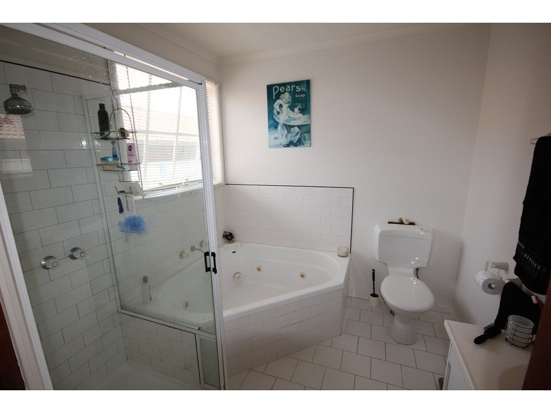 180 Walnut Avenue, Mildura VIC 3500