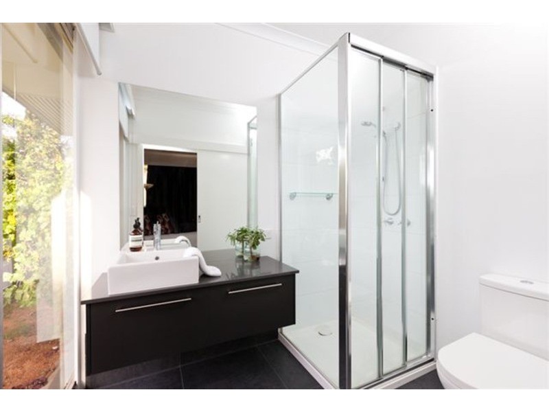 6 Willow Grove, Mildura VIC 3500