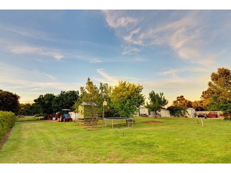 178 Koorlong Avenue, Nichols Point VIC 3501