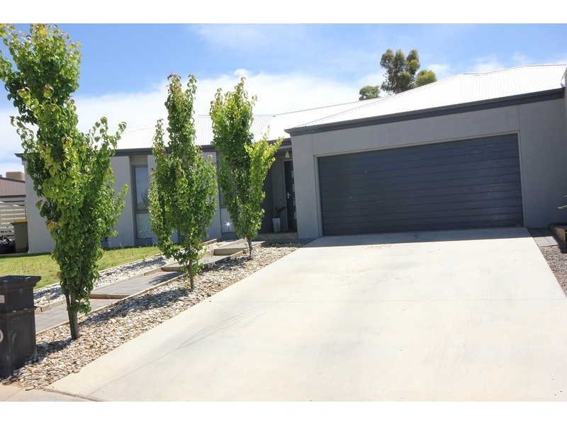 13 Bakogiannis Court, Mildura VIC 3500