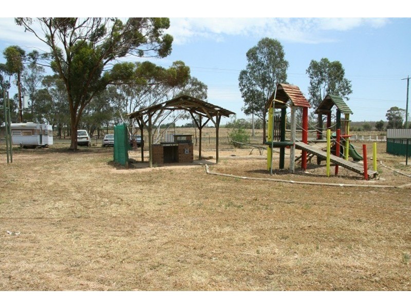 17 Sculthorpe Road, Nangiloc VIC 3494