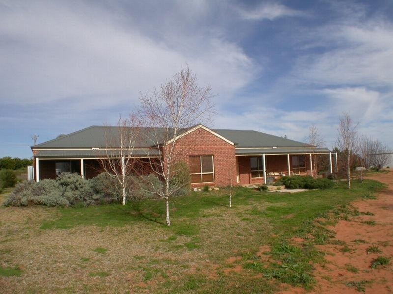 328 Cowanna Avenue, Merbein VIC 3505