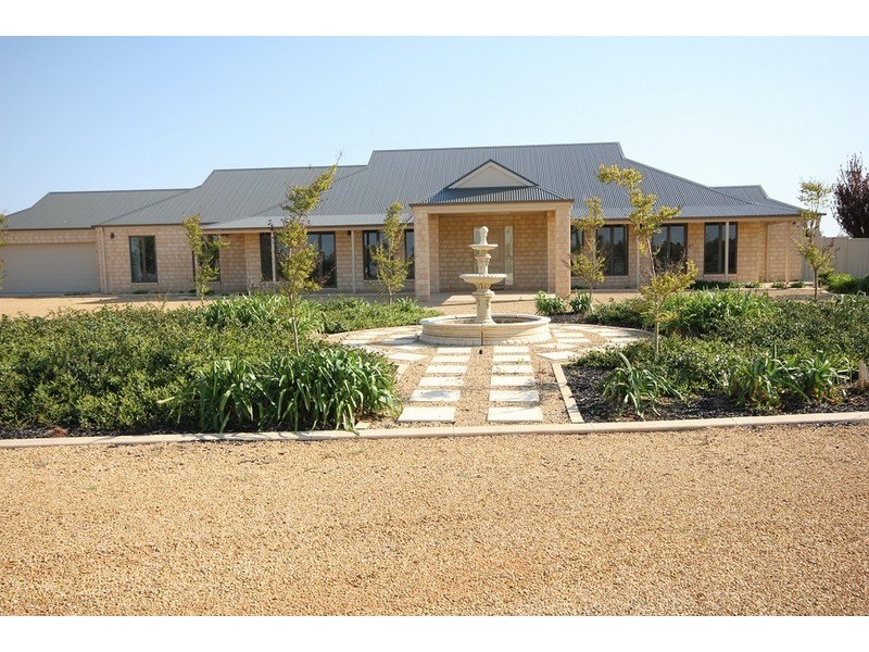 434 McEdward Street, Cabarita VIC 3505