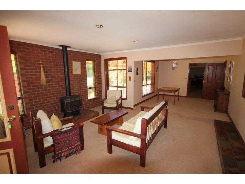 67 Ginquam  Avenue, Nichols Point VIC 3501