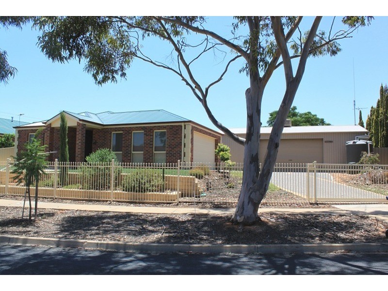 18 Harmony Drive, Mildura VIC 3500