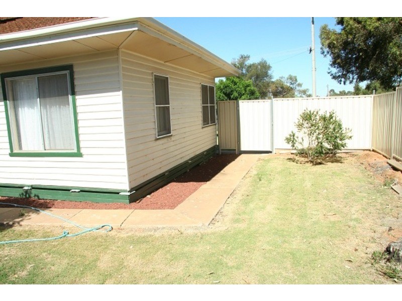 42 Chaffey  Street, Merbein VIC 3505