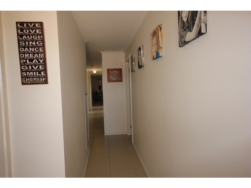 2 Cook  Drive, Red Cliffs VIC 3496