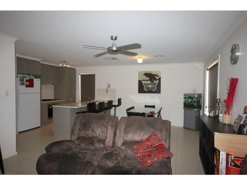 2 Cook  Drive, Red Cliffs VIC 3496