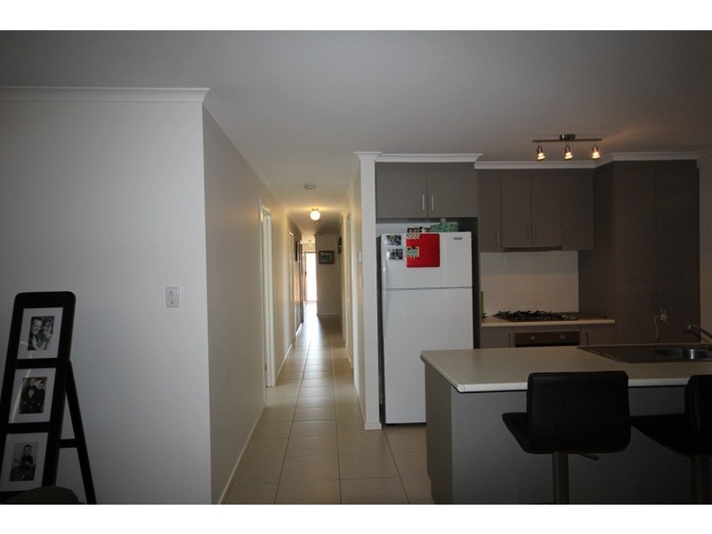 2 Cook  Drive, Red Cliffs VIC 3496